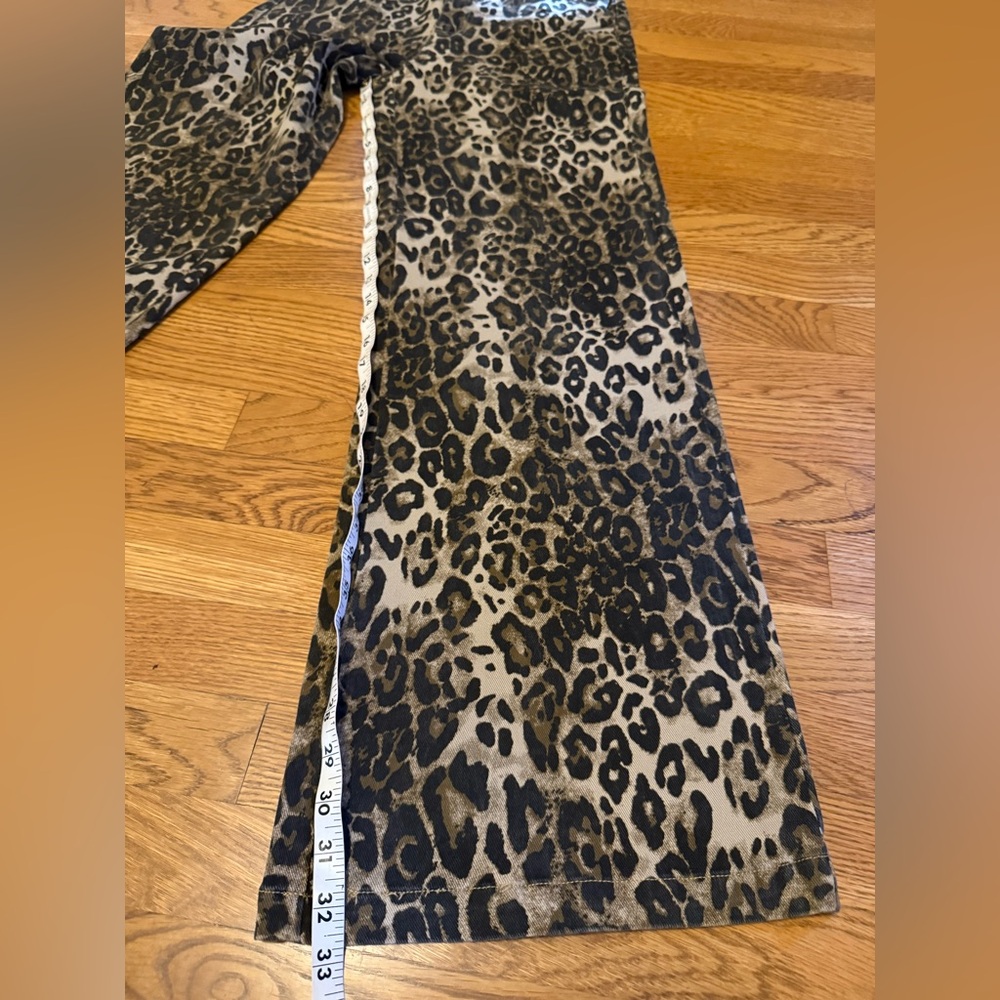 NWT high waist Leopard Print Wide Leg Pants size M - Picture 9 of 14